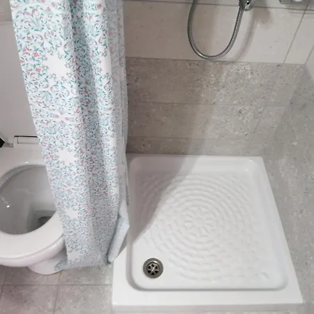 ελευθέριος 2